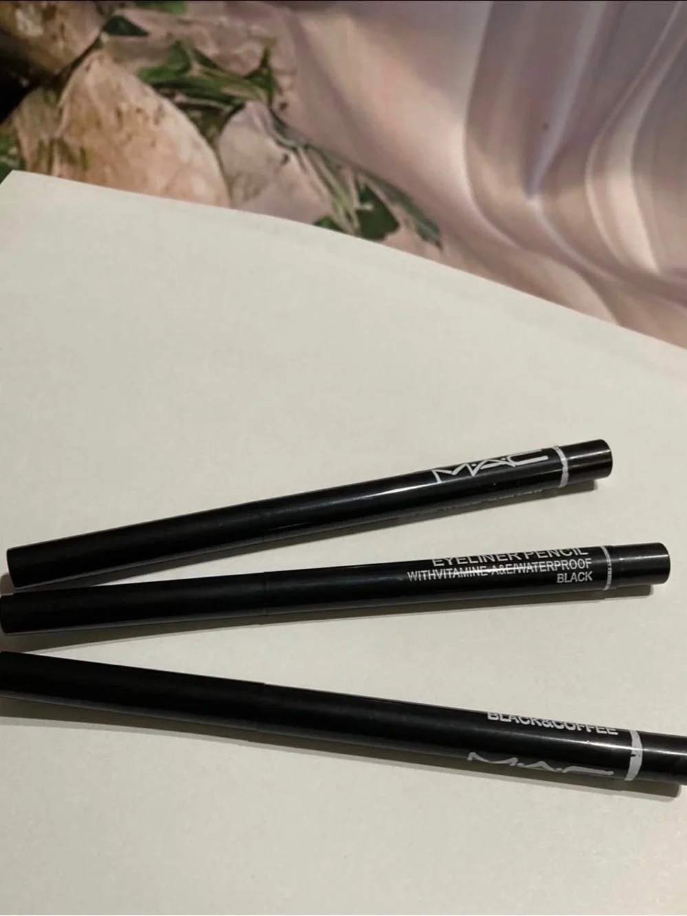 MAC Cosmetics Black Eyeliner Pencil - Intense Black
